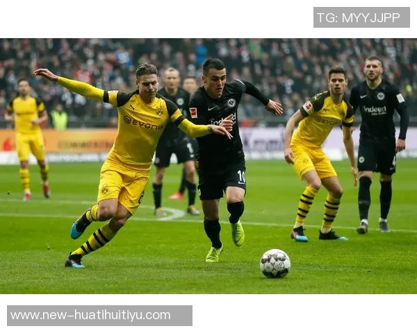 德甲前瞻:拜仁强势反弹法兰克福难敌多特连胜挑战药厂失分危机 德甲前瞻:拜仁强势反弹法兰克福难敌多特连胜挑战药厂失分危机