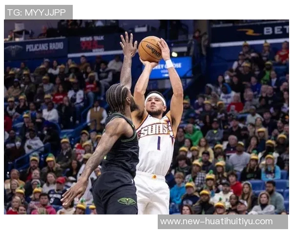 布克上半场表现全面贡献13分5篮板4助攻2抢断次节火力全开再添10分